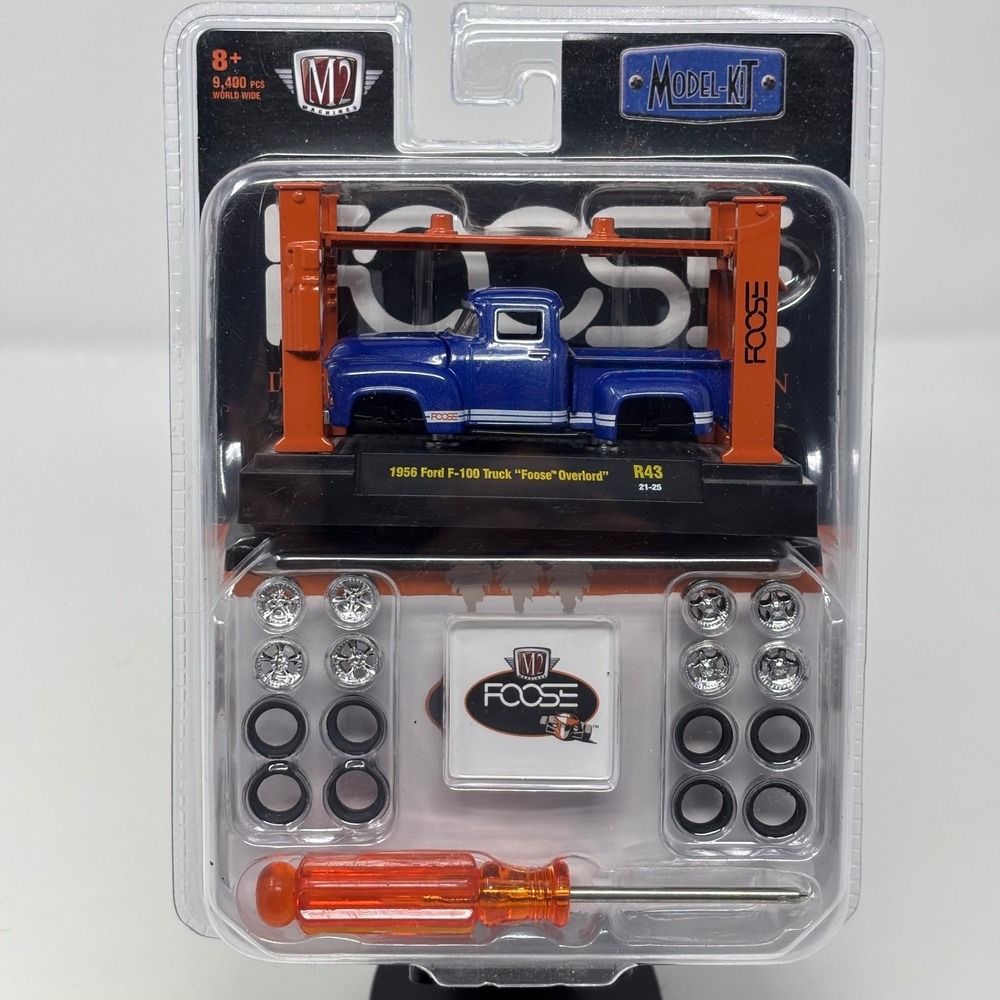 M2 Machines Foose 1956 Ford F-100 Truck Overlord Model Kit R43 1:64 Blue